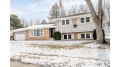 418 Lookout Dr Pewaukee, WI 53072 by Shorewest Realtors $399,900