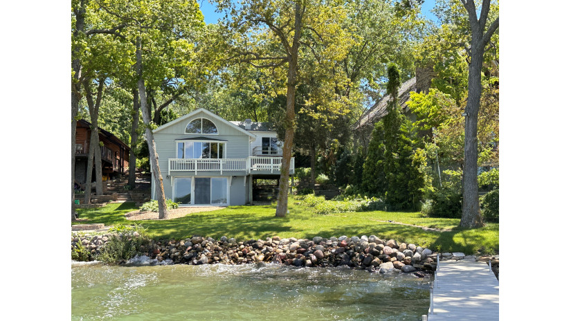 3502 Shore Dr 3504 Burlington, WI 53105 by Shorewest Realtors $989,000