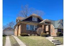 1032 Russet St, Racine, WI 53405 by Shorewest Realtors $265,000