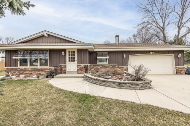 Desirable ranch in Whitnall SD