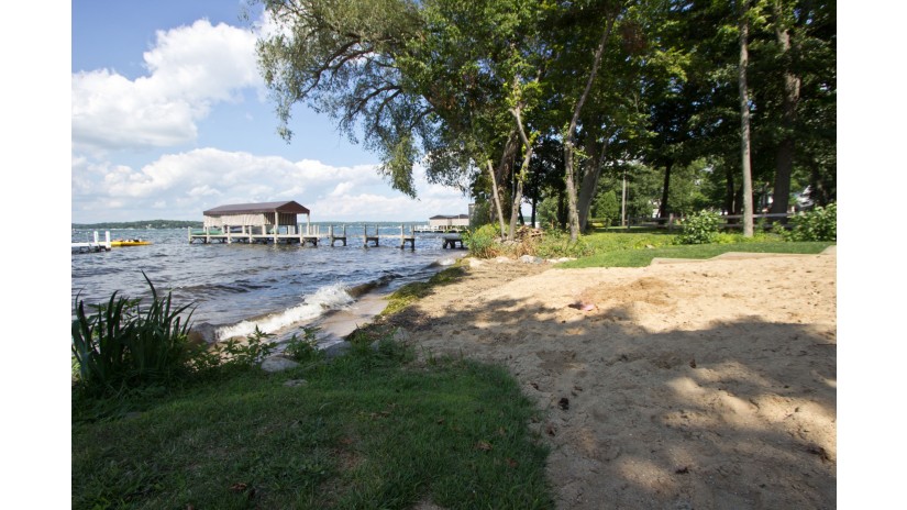 N1415 Maple Hills Dr Linn, WI 53125 by Shorewest Realtors $679,000