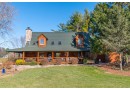 N6121 Country View Ln, Concord, WI 53178 by Shorewest Realtors $895,000