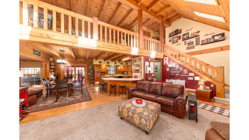 N6121 Country View Ln Concord, WI 53178 by Shorewest Realtors $895,000