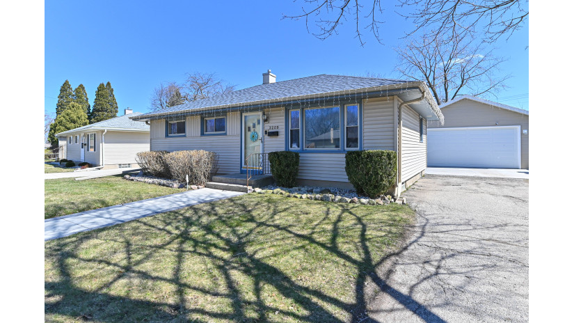 3209 Spruce St Racine, WI 53403 by Shorewest Realtors $250,000