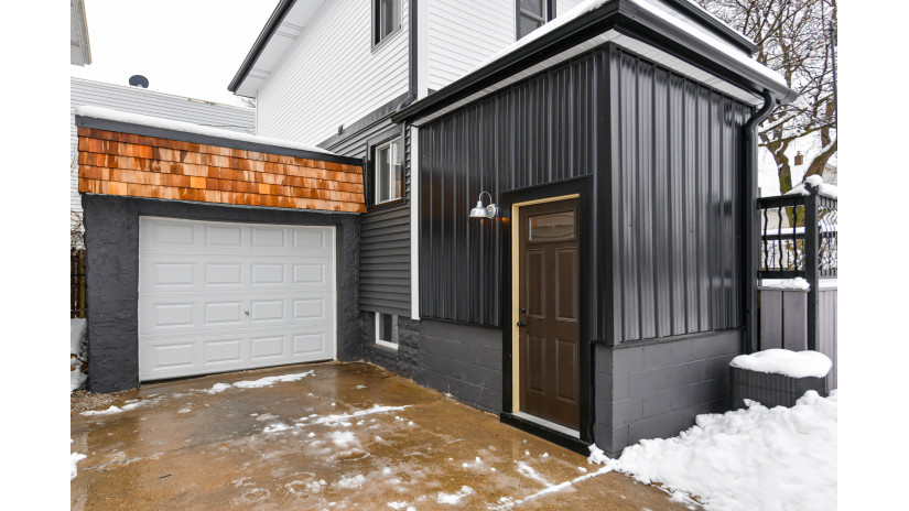 3004 S Nevada St Milwaukee, WI 53207 by Shorewest Realtors $429,900