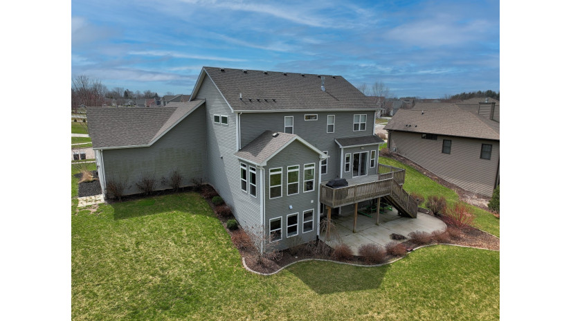 1456 Isabel Ln Burlington, WI 53105 by Shorewest Realtors $695,000