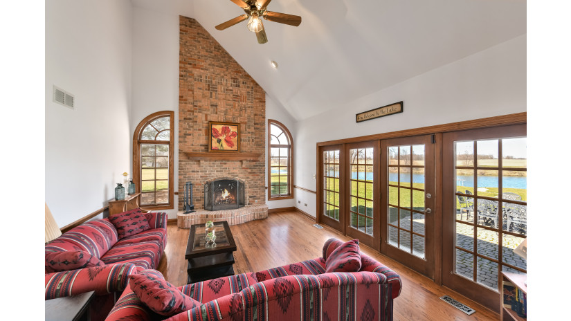 2134 Blue Heron Dr Delavan, WI 53115 by Shorewest Realtors $1,025,000