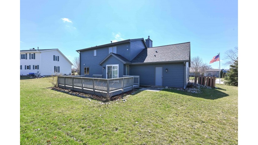 N165W21050 Glencoe Ln Jackson, WI 53037 by Shorewest Realtors $429,900