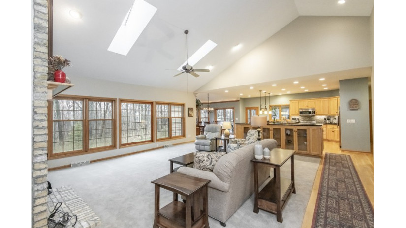 W232S5930 Charles Dr Waukesha, WI 53189 by Shorewest Realtors $795,000