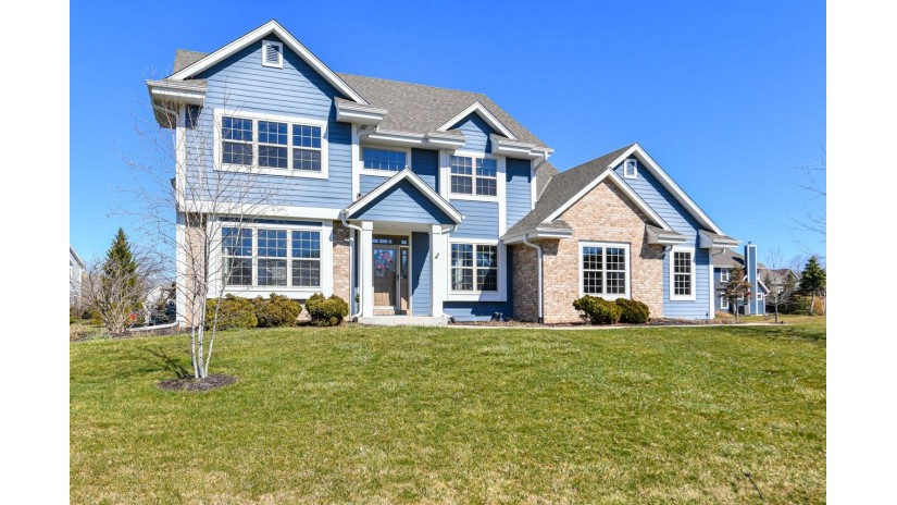 N61W13456 Cattail Ct Menomonee Falls, WI 53051 by Shorewest Realtors $699,000