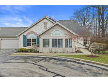 N68W15497 Tartan Cir 327, Menomonee Falls, WI 53051