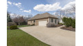 3271 S Highpointe Dr New Berlin, WI 53151 by Shorewest Realtors $524,900