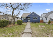 3809 N 81st St, Milwaukee, WI 53222-2929