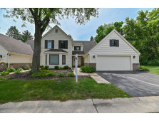 5483 Wintergreen Ct, Greendale, WI 53129-1061