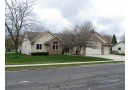 819 Anthony Cir, Oostburg, WI 53070 by Shorewest Realtors $450,000