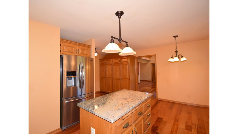 35490 Opengate Ct Summit, WI 53066 by Shorewest Realtors $549,800