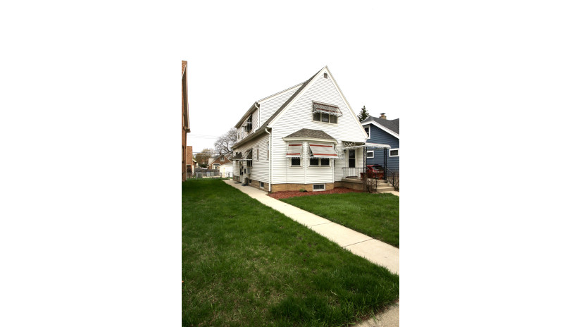 3053 S 44th St 3053A Milwaukee, WI 53219 by Shorewest Realtors $300,000