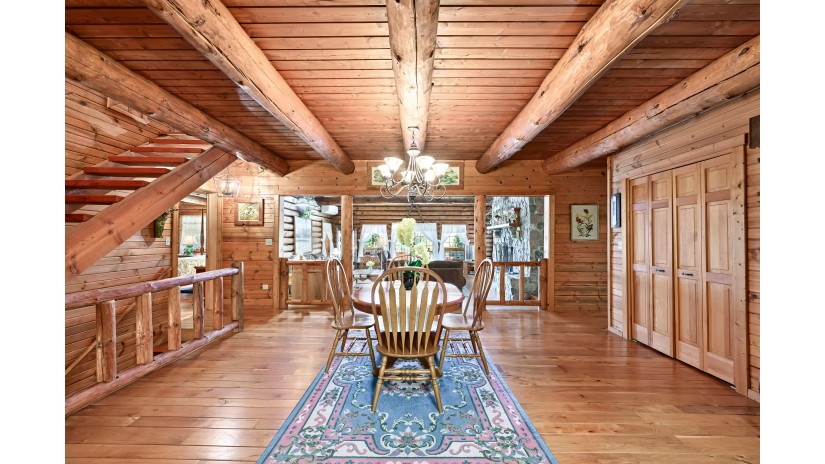 W714 Valley View Rd Spring Prairie, WI 53105 by Shorewest Realtors $1,600,000