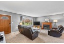 6340 N Willow Glen Ln, Glendale, WI 53209 by Shorewest Realtors $320,000