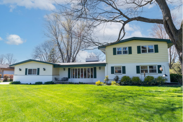 Beautiful 5 bedroom home!