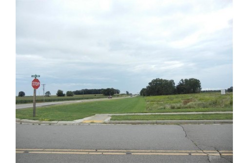 L3 Liuna Way, DeForest, WI 53532