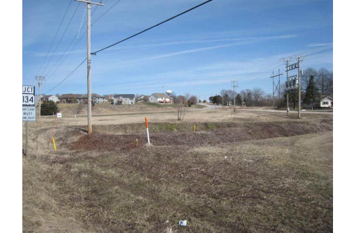 .9 AC Highway 12/18, Cambridge, WI 53523