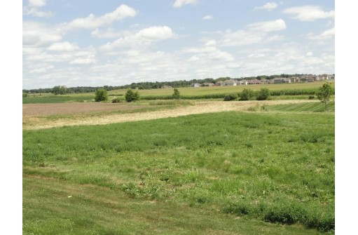 L16 Covered Bridge Trail, Sun Prairie, WI 53590