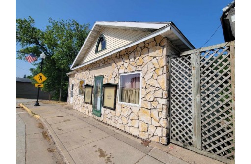 300 S Main Street, Necedah, WI 54646