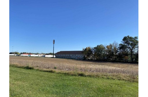 5.12 AC College Avenue, Mauston, WI 53948-0225