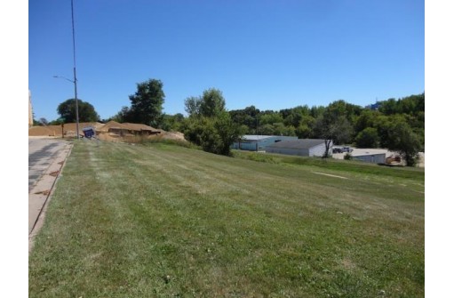 0.30AC E Main Street, Platteville, WI 53818