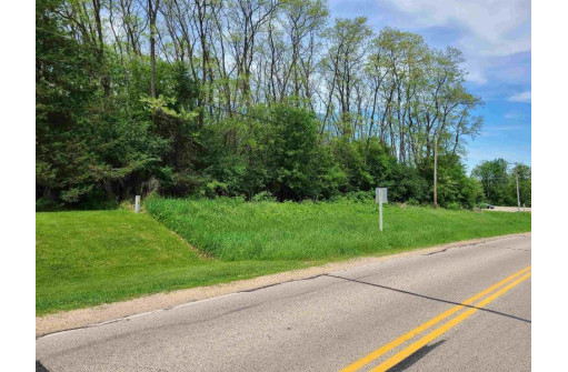 L1 County Road T, Green Lake, WI 54941