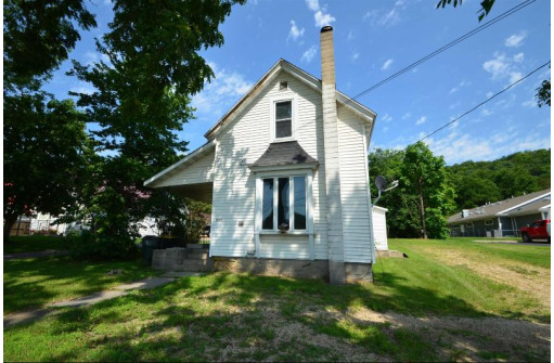 1101 S Sheldon Street, Richland Center, WI 53581