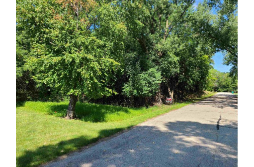 L9 Pond Lane, Green Lake, WI 54941