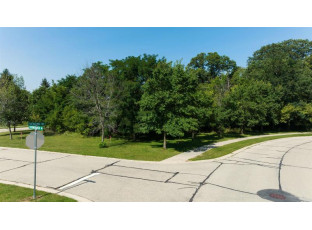 416 Evensong Way Green Lake, WI 54941