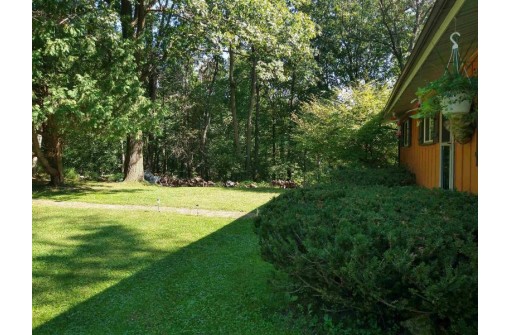 N2396 Bobcat Lake Road, Elroy, WI 53929