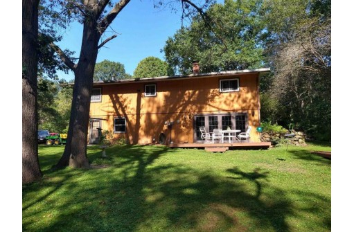 N2396 Bobcat Lake Road, Elroy, WI 53929