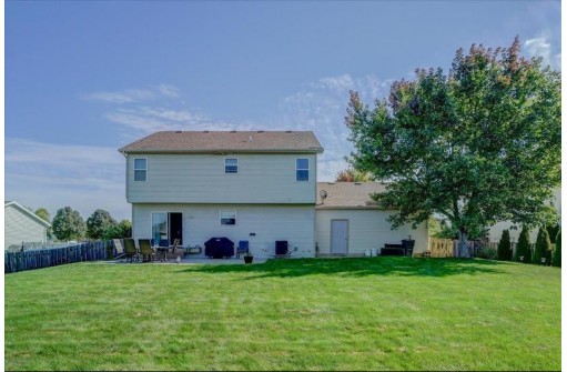 680 Willow Brook Tr, Sun Prairie, WI 53590