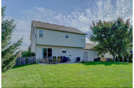 680 Willow Brook Tr, Sun Prairie, WI 53590