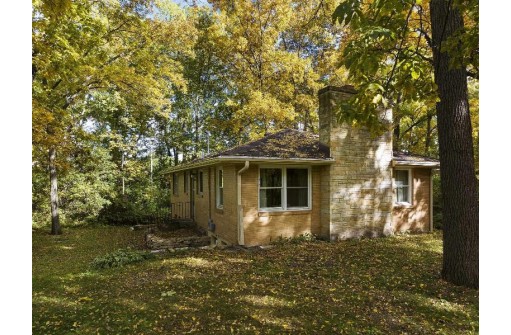 1022 Hampshire Place, Madison, WI 53711