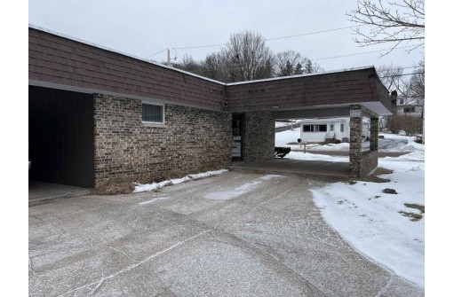 797 W Seminary Street, Richland Center, WI 53581