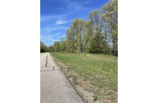 2 ACRES Freedom Road, Montello, WI 53949