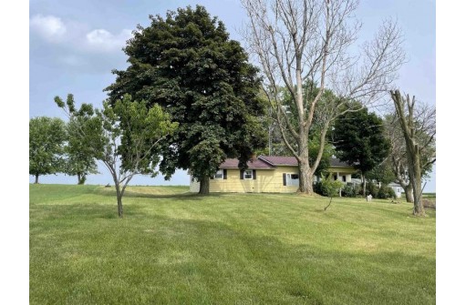 S3904 County Road K, Reedsburg, WI 53959-0000