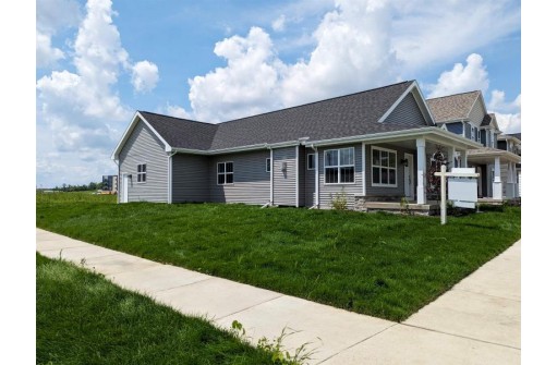 2927 Mizuna Drive, Fitchburg, WI 53711