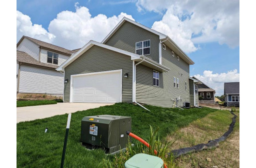 2883 Mizuna Drive, Fitchburg, WI 53711