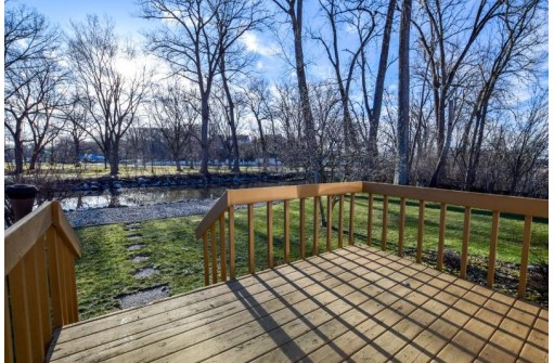 6117 South Court, McFarland, WI 53558