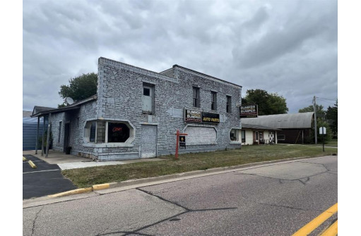 322 W State Street, New Lisbon, WI 53950