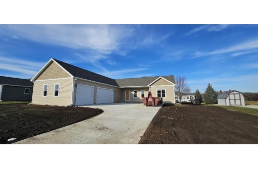 1016 Tanager Street, Waupun, WI 53963