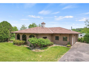 1200 Lake Street Baraboo, WI 53913