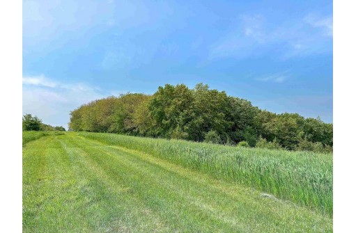 N6737 Kuhl Road, Waterloo, WI 53594