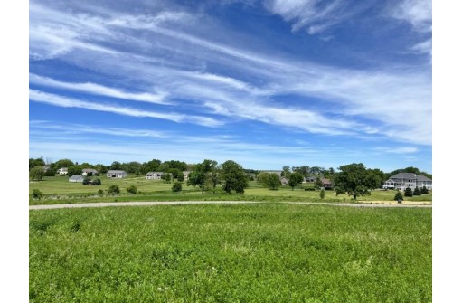 LOT 72 Drumlin Creek Court, Columbus, WI 53925